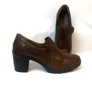 Born Carla Comfort 6.5 Slip-On Bootie Pebbled Leather Clog Stacked Heel - New